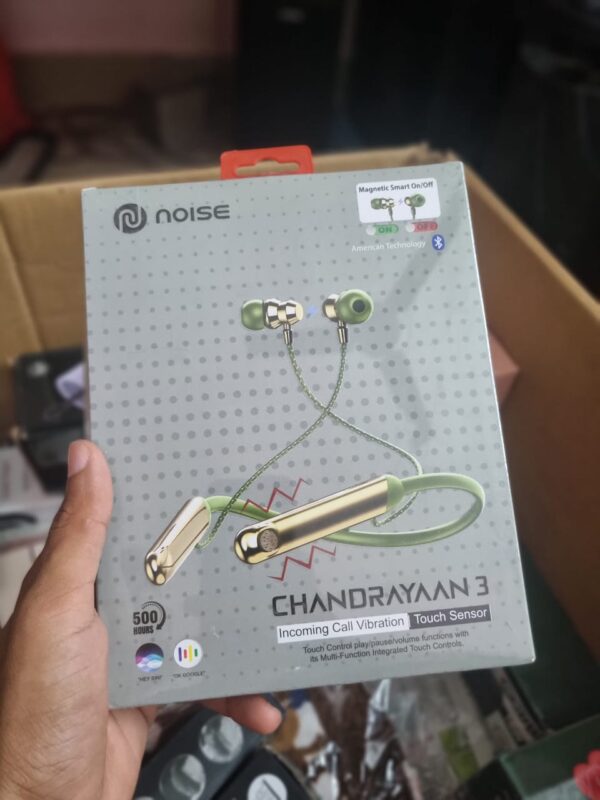 noise chandrayan 3 neckband